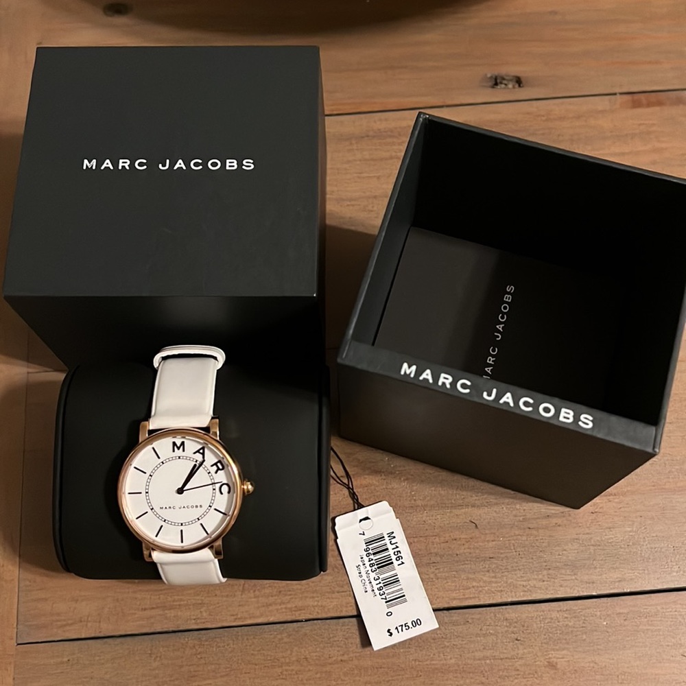 Marc jacobs white leather watch